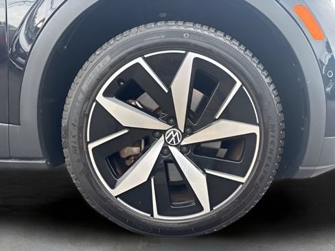 Used 2023 Volkswagen ID.4 Pro S AWD/4WD image 37