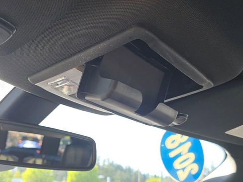 Used 2018 Ford Explorer Platinum AWD/4WD image 36