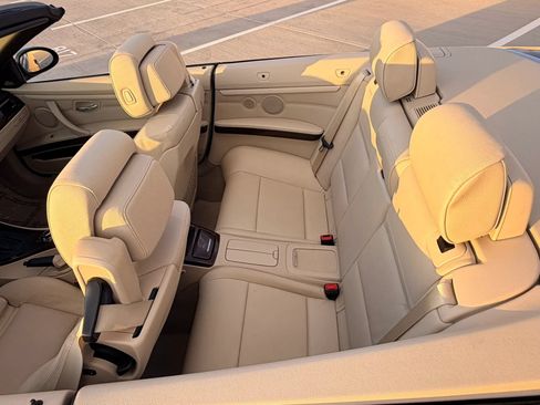 Used 2009 BMW 335i Convertible RWD image 12
