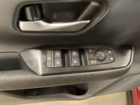 New 2026 Nissan Kicks SV image 12