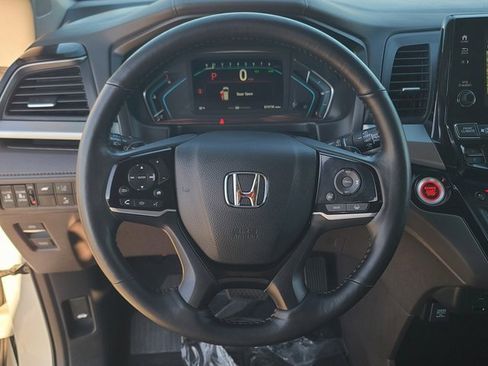 Used 2019 Honda Odyssey Elite image 25
