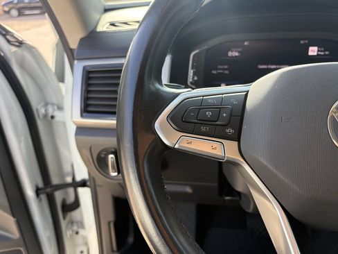 Used 2021 Volkswagen Atlas SEL FWD image 14