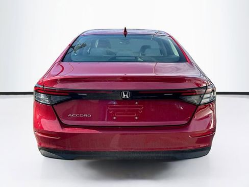 Certified 2025 Honda Accord LX image 6