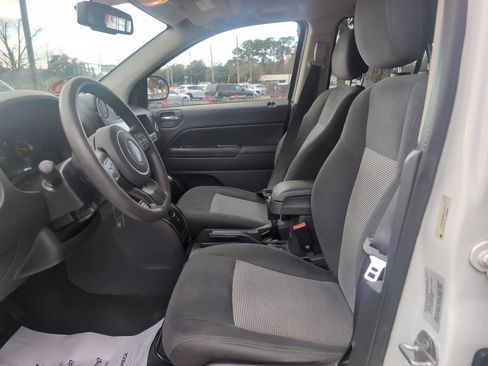 Used 2016 Jeep Compass Sport w/ Power Value Group image 16