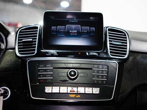 Used 2018 Mercedes-Benz GLE 350 image 12