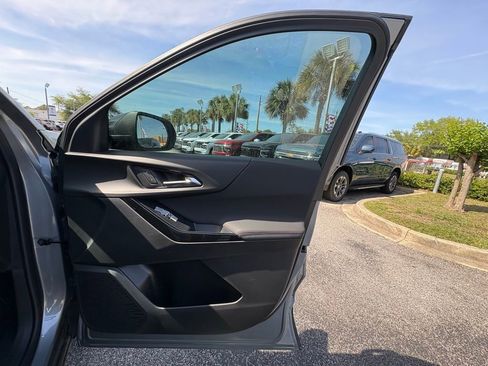 New 2026 Chevrolet Equinox RS w/ Convenience Package III AWD/4WD image 28