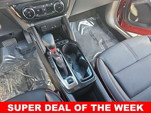 Used 2025 Chevrolet TrailBlazer RS w/ Convenience Package image 24