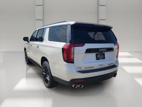 Used 2023 GMC Yukon XL Denali Ultimate AWD/4WD image 6