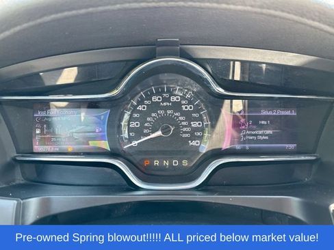 Used 2013 Lincoln MKS FWD image 20