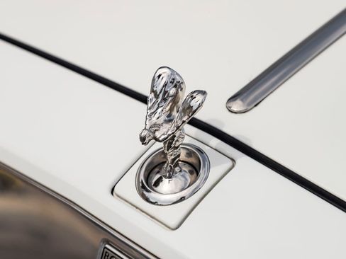 Used 2015 Rolls-Royce Phantom Drophead Coupe image 7