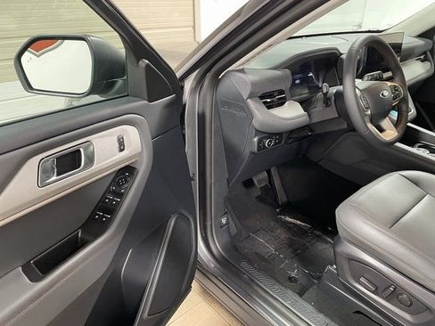 New 2026 Ford Explorer Active AWD/4WD image 10