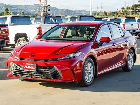 New 2026 Toyota Camry LE image 3