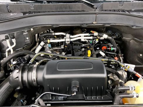 Used 2021 Ford Explorer XLT w/ Equipment Group 202A RWD image 31