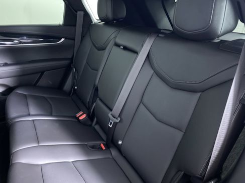 Certified 2022 Cadillac XT5 Premium Luxury AWD/4WD image 25