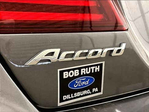 Used 2017 Honda Accord EX image 14