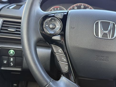 Used 2017 Honda Accord EX-L image 24