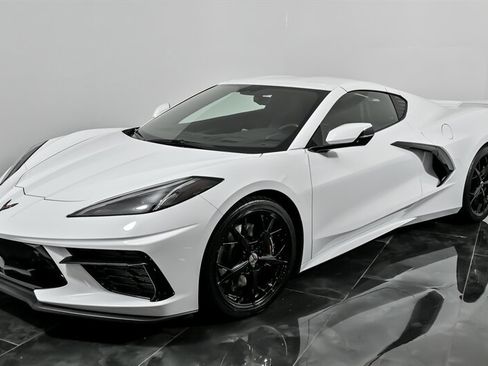 Used 2021 Chevrolet Corvette Stingray Preferred Cpe w/ Z51 Performance Package image 5