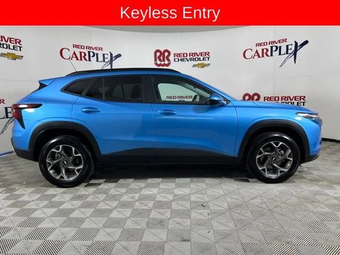 Used 2025 Chevrolet Trax LT w/ Driver Confidence Package image 10