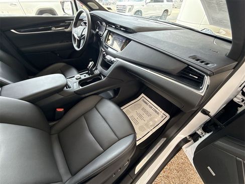 Certified 2025 Cadillac XT5 Premium Luxury image 29