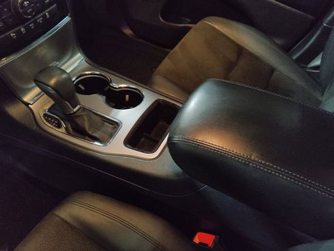 Used 2019 Jeep Grand Cherokee Altitude image 26