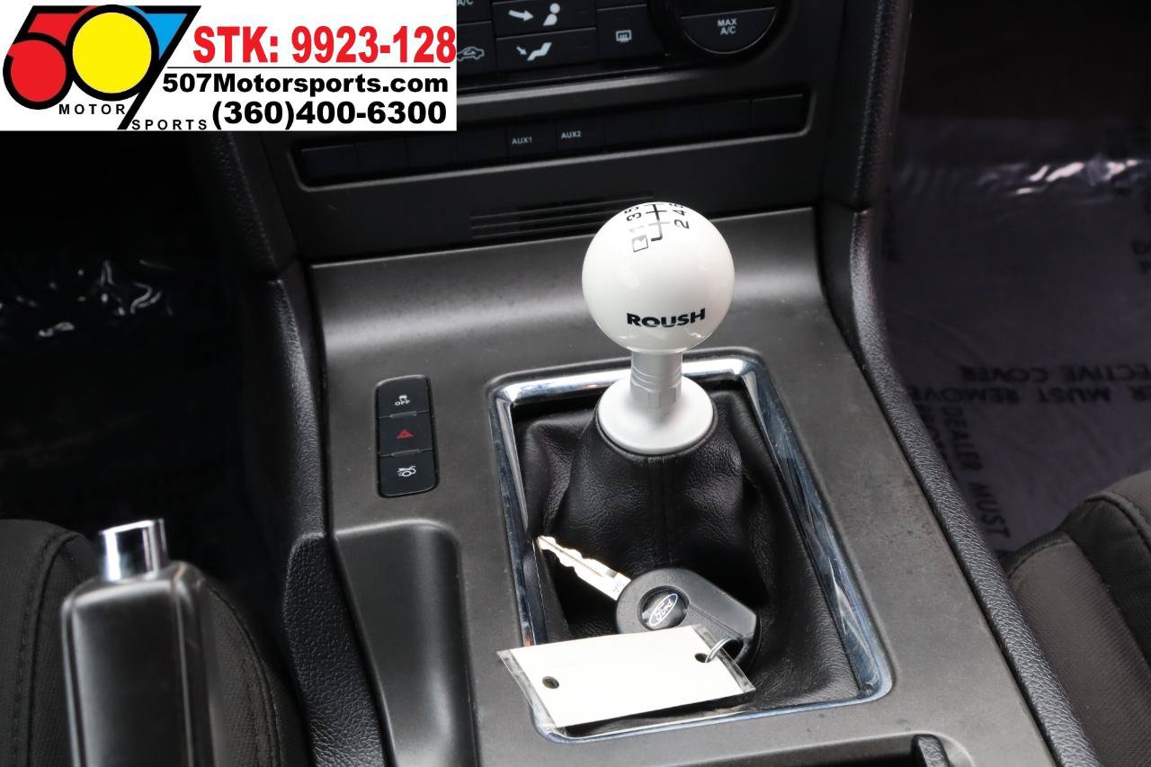 Used 2014 Ford Mustang Premium RWD image 19