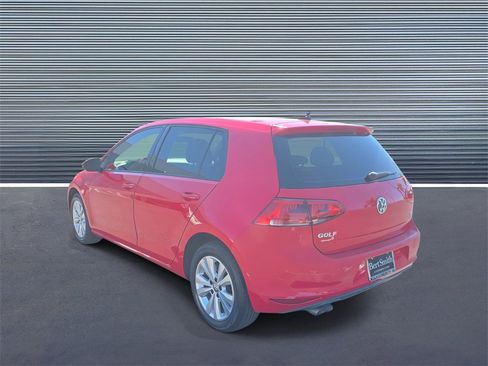 Used 2015 Volkswagen Golf TDI S image 4