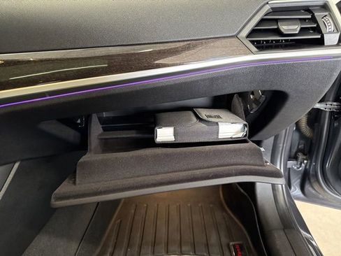 Used 2019 BMW 330i xDrive 330i xDrive w/ Driving Assistance Package image 56