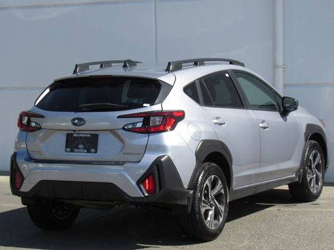 Used 2024 Subaru Crosstrek 2.0i Premium AWD/4WD image 6
