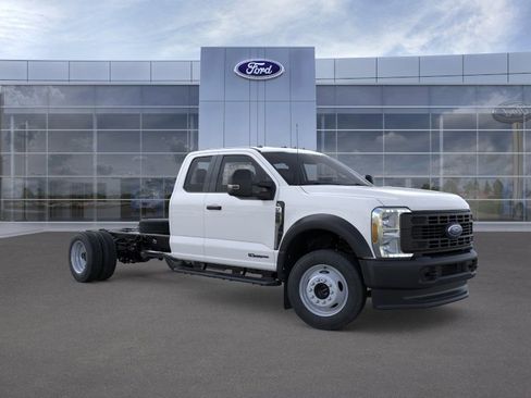 New 2026 Ford F550 4x4 Supercab Super Duty image 38