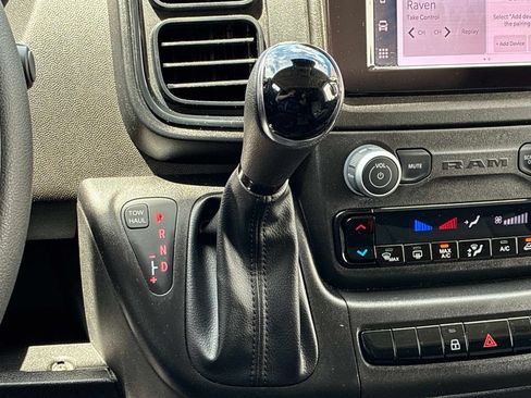 Used 2026 RAM ProMaster 2500 w/ Convenience Group FWD image 29