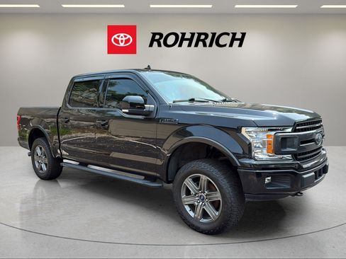 Used 2020 Ford F150 XLT w/ Equipment Group 302A Luxury AWD/4WD image 4