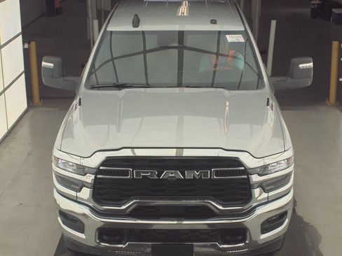 Used 2026 RAM 2500 Big Horn AWD/4WD image 3