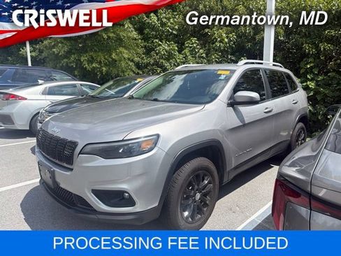 Used 2019 Jeep Cherokee Latitude Plus w/ Cold Weather Group AWD/4WD image 1
