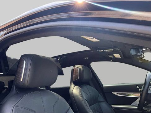 Used 2023 BMW i7 xDrive60 w/ Executive Package 2 AWD/4WD image 27