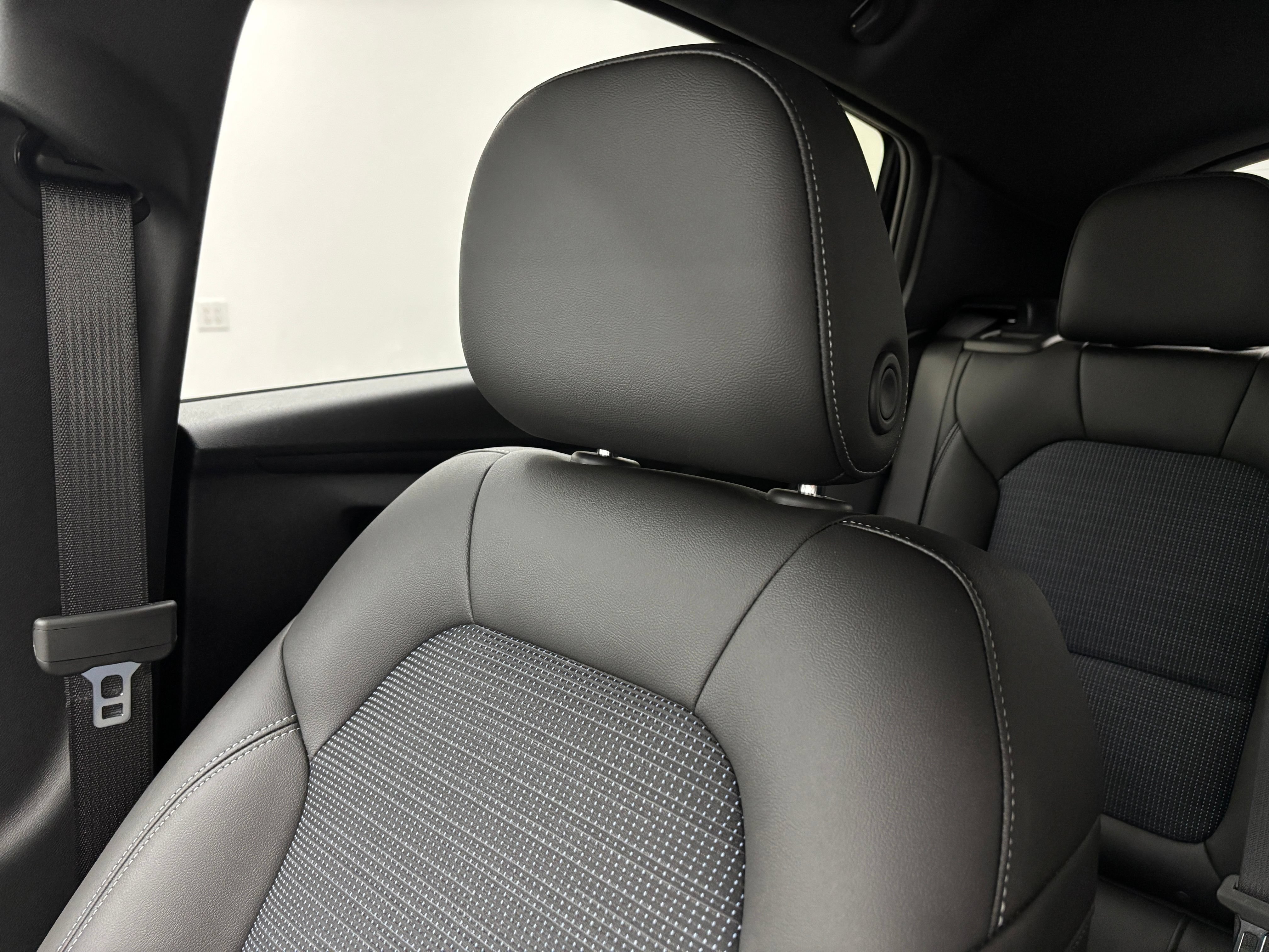 New 2026 Buick Envista Sport Touring w/ Convenience I Package FWD image 40