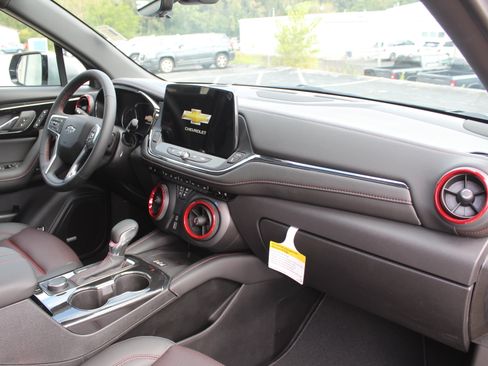 New 2026 Chevrolet Blazer RS w/ Driver Confidence II Package AWD/4WD image 18