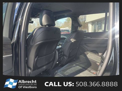 New 2026 Jeep Grand Cherokee Altitude AWD/4WD image 11