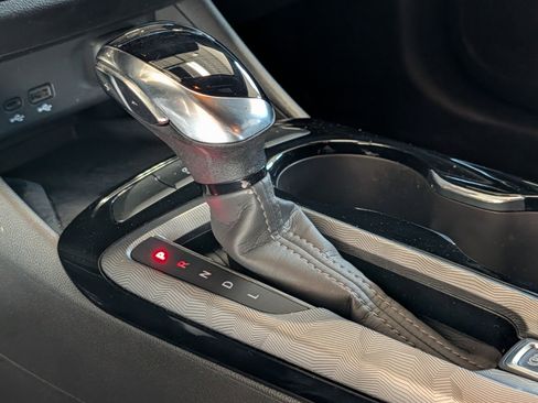 Used 2025 Buick Envista Sport Touring w/ Convenience I Package image 27