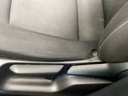 Used 2025 Toyota Corolla LE image 15