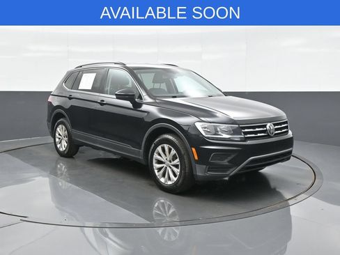 Used 2019 Volkswagen Tiguan SE AWD/4WD image 1