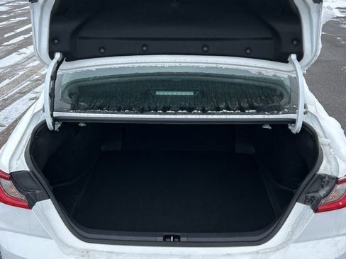 Used 2025 Toyota Camry LE image 30