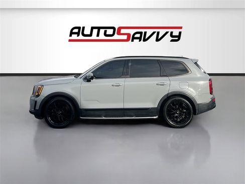 Used 2022 Kia Telluride SX w/ SX Prestige Package image 4
