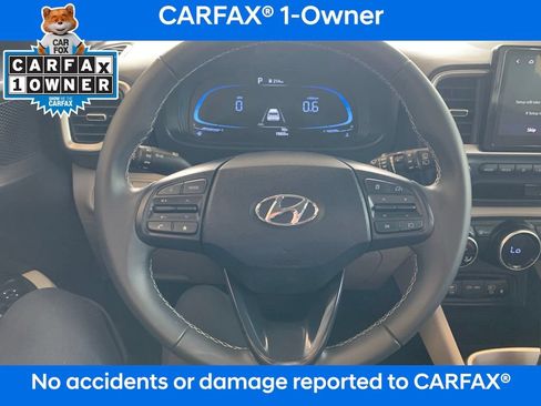 Certified 2023 Hyundai Venue Limited FWD image 6