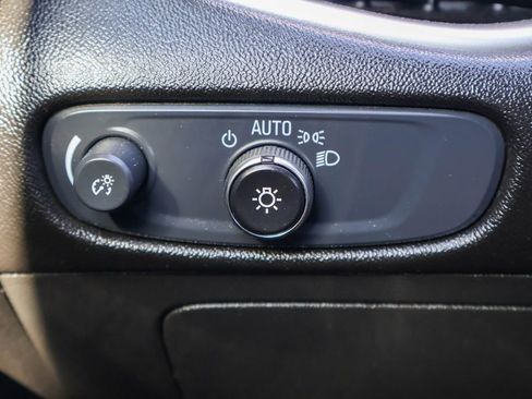 Used 2024 Chevrolet Malibu LT FWD image 17