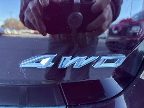 Used 2023 Ford Explorer XLT w/ Equipment Group 202A image 19