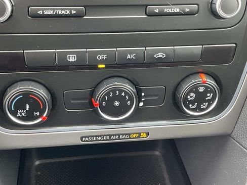 Used 2013 Volkswagen Passat 2.5 S image 27