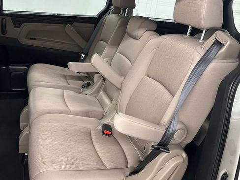 Used 2018 Honda Odyssey EX image 26