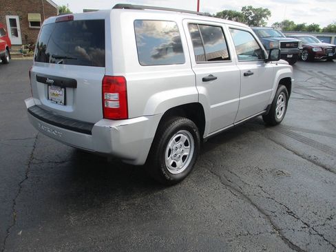 Used 2010 Jeep Patriot Sport FWD image 6