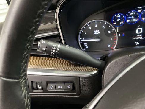 Used 2017 Cadillac XT5 Platinum image 25