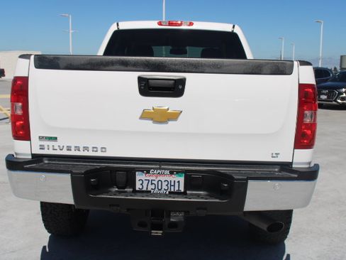 Used 2012 Chevrolet Silverado 2500 LT w/ Interior Plus Package AWD/4WD image 4